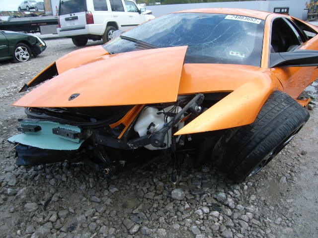 Crashed Lamborghini Murcielago
